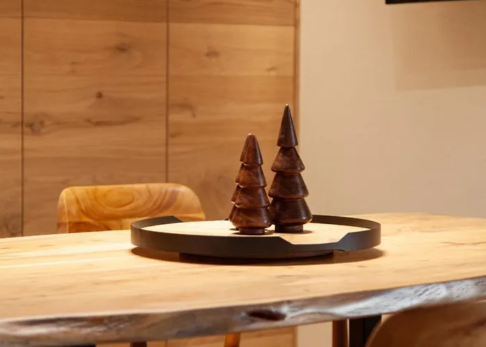 Apartman Maison Mont Blanc, Brand New Ideal For 4, Private Parking, Walking From Center Courmayeur