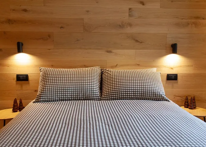 Maison Mont Blanc, Brand New Ideal For 4, Private Parking, Walking From Center *