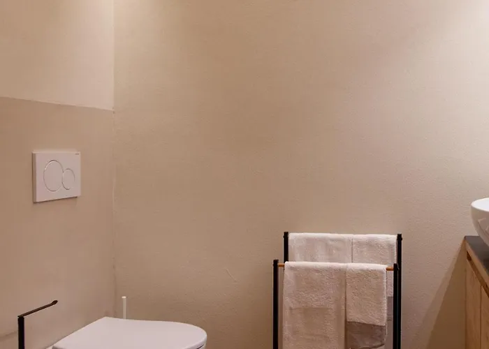 Maison Mont Blanc, Brand New Ideal For 4, Private Parking, Walking From Center Courmayeur